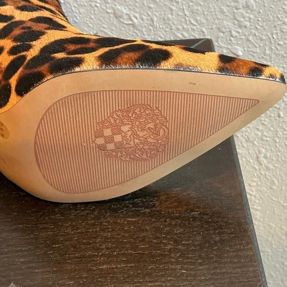 Vince Camuto Animal Print Ankle Boots Size 8.5 - Picture 4 of 6